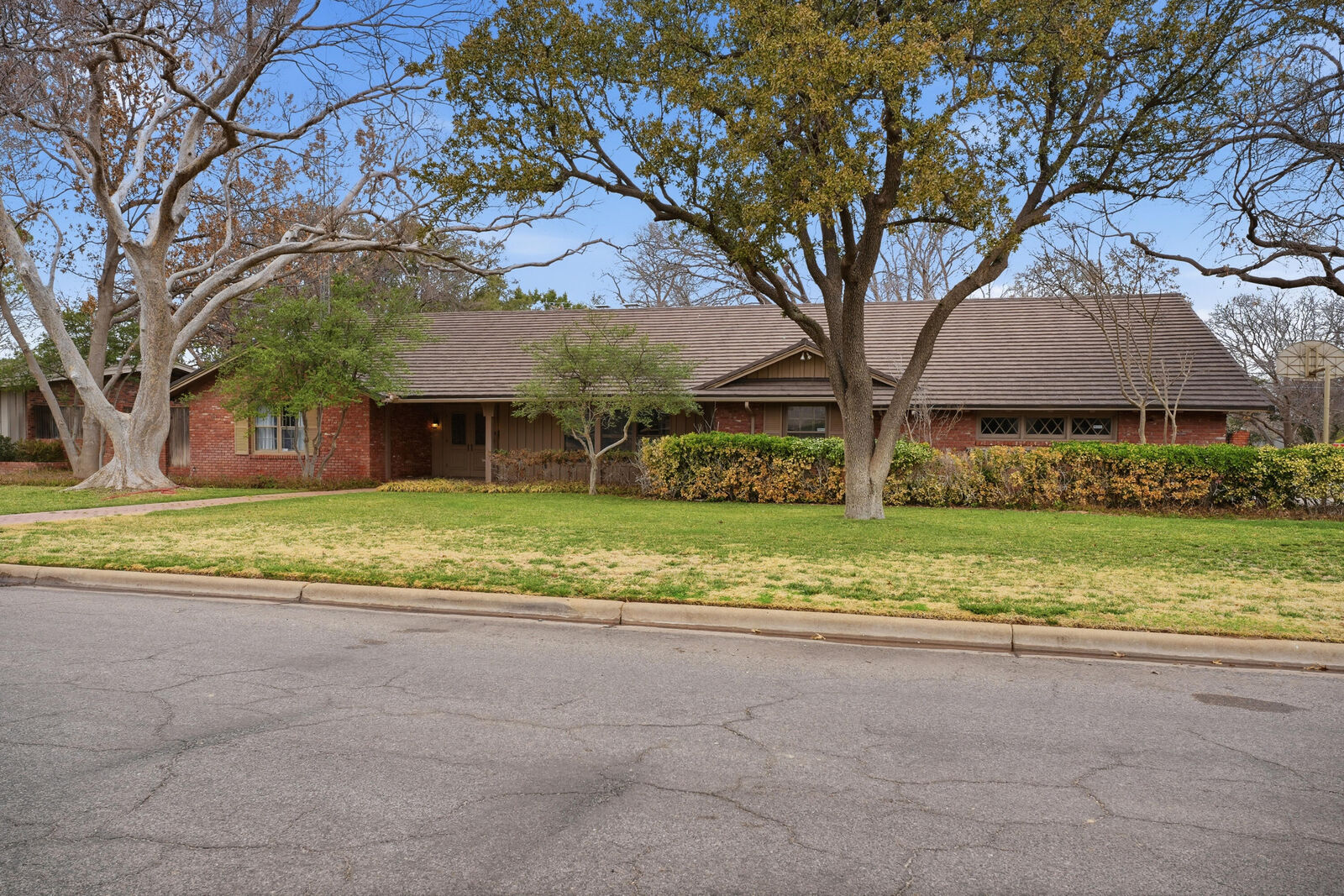 Property Photo:  4602 13th Street  TX 79416 