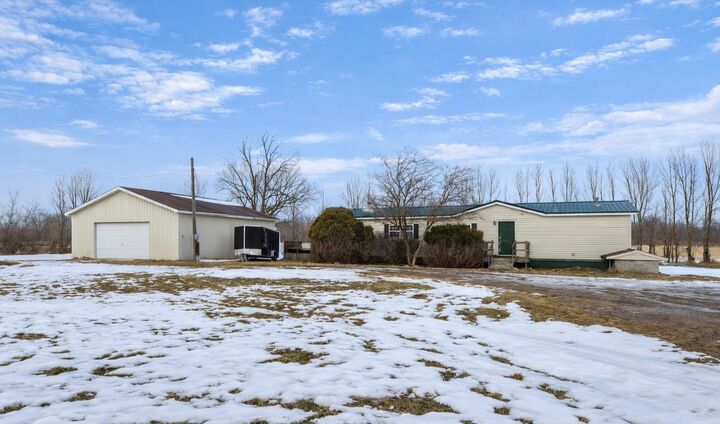 Property Photo: 4742 W Curtis MI 48618