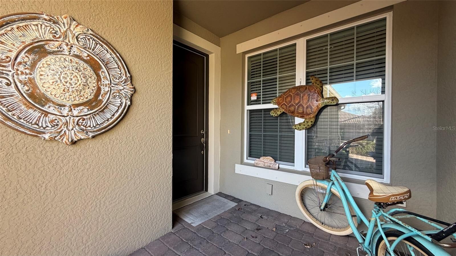 Property Photo: 11940 Tapestry Lane FL 34293