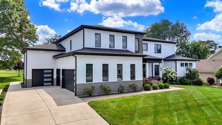 Property Photo:  3081 Golfview Drive  IN 46143 