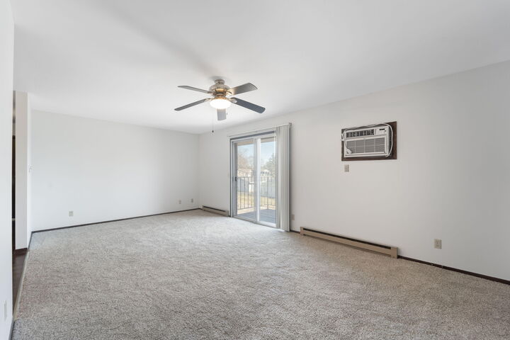 Property Photo:  4909 Scotts Way 203  WI 53402 