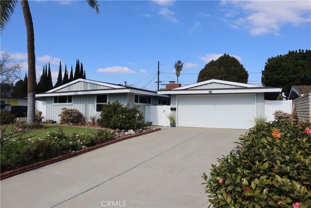 Property Photo: 456 Elmhurst Lane CA 92626
