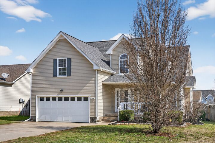 Property Photo:  3761 Jot Dr N  TN 37040 