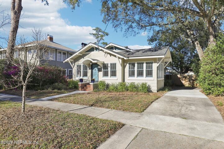 Property Photo: 1371 Belvedere Avenue FL 32205