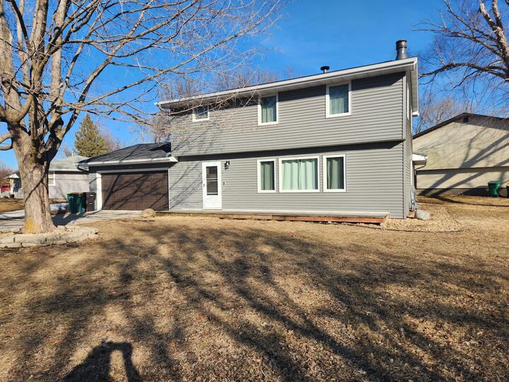 Property Photo:  1814 Brookside Circle  MN 56007 