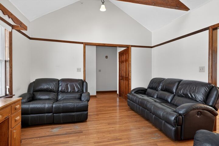 Property Photo:  1-2-3-4 Glendale Rd  MA 01749 