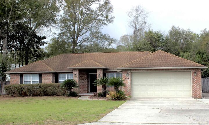 Property Photo:  5129 Goshawk Dr  FL 32570 