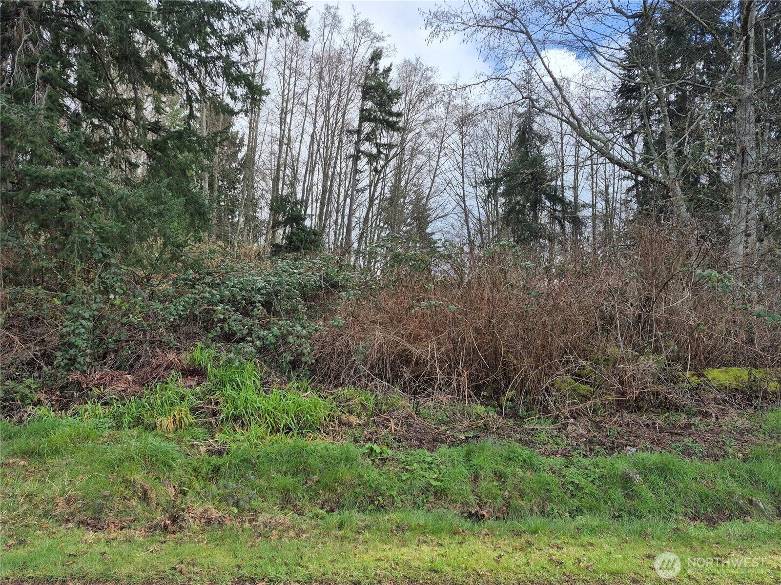 Property Photo:  38766  Tinker Place NE  WA 98340 