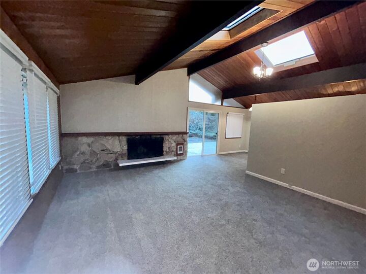 Property Photo: 118 140th Street SW WA 98208