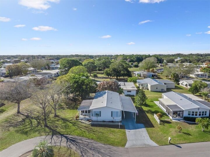 Property Photo: 907 Yew Street FL 32976