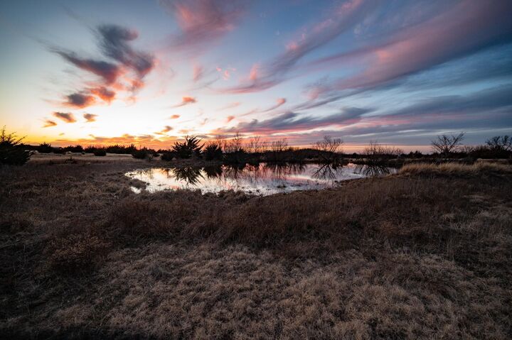Property Photo:  8630 SE 30th St  KS 67042 
