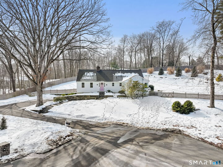 Property Photo: 8 Iris Lane CT 06880