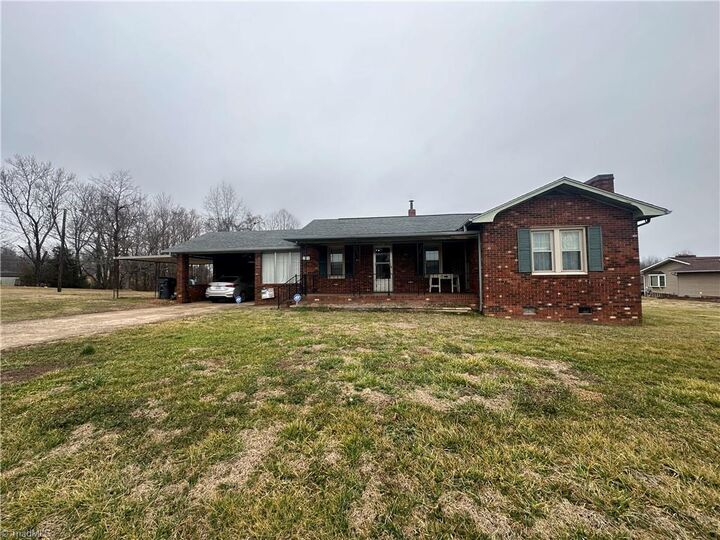 Property Photo:  285 Oak Ridge Church Road  NC 28635 