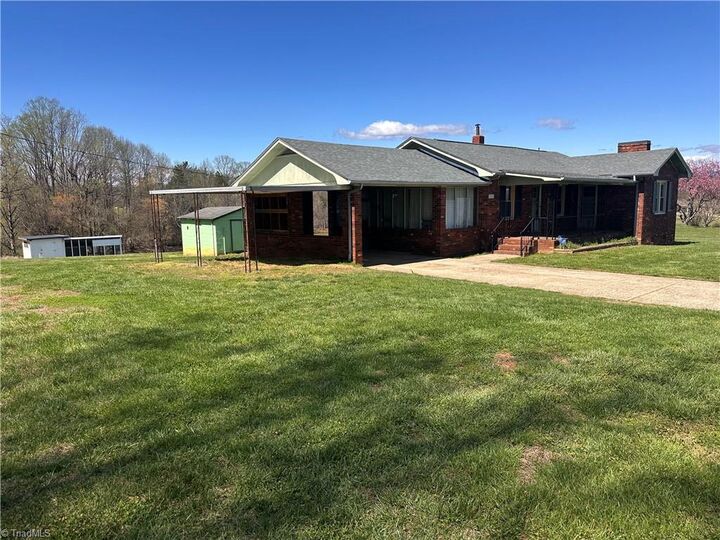 Property Photo:  285 Oak Ridge Church Road  NC 28635 