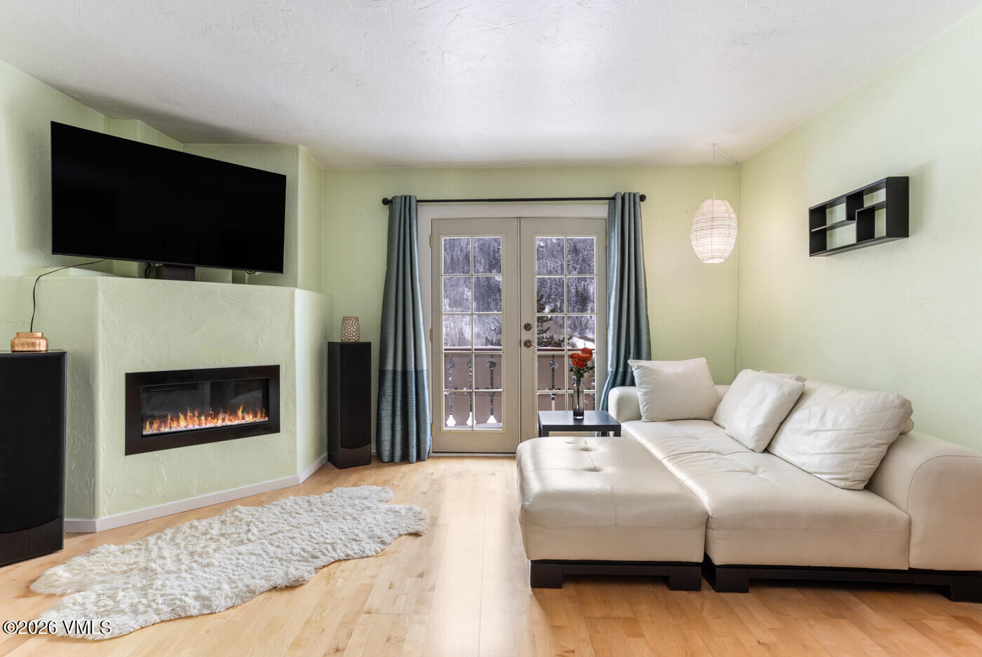 Property Photo:  4073 Spruce Way  CO 81657 