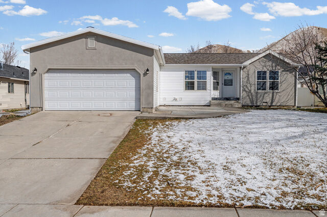 Property Photo:  1011 S 900 W  UT 84074 