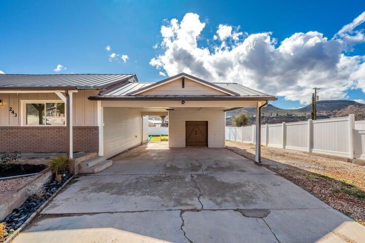 Property Photo:  243 W Hope St  UT 84770 