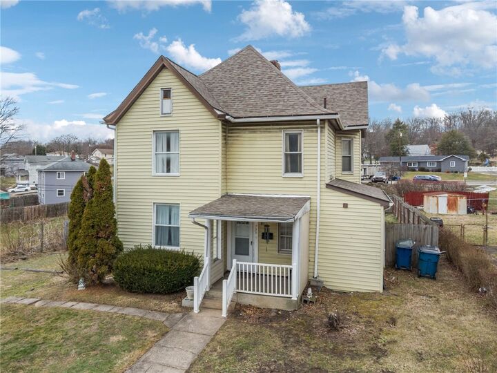 Property Photo: 709 Helman St PA 15697