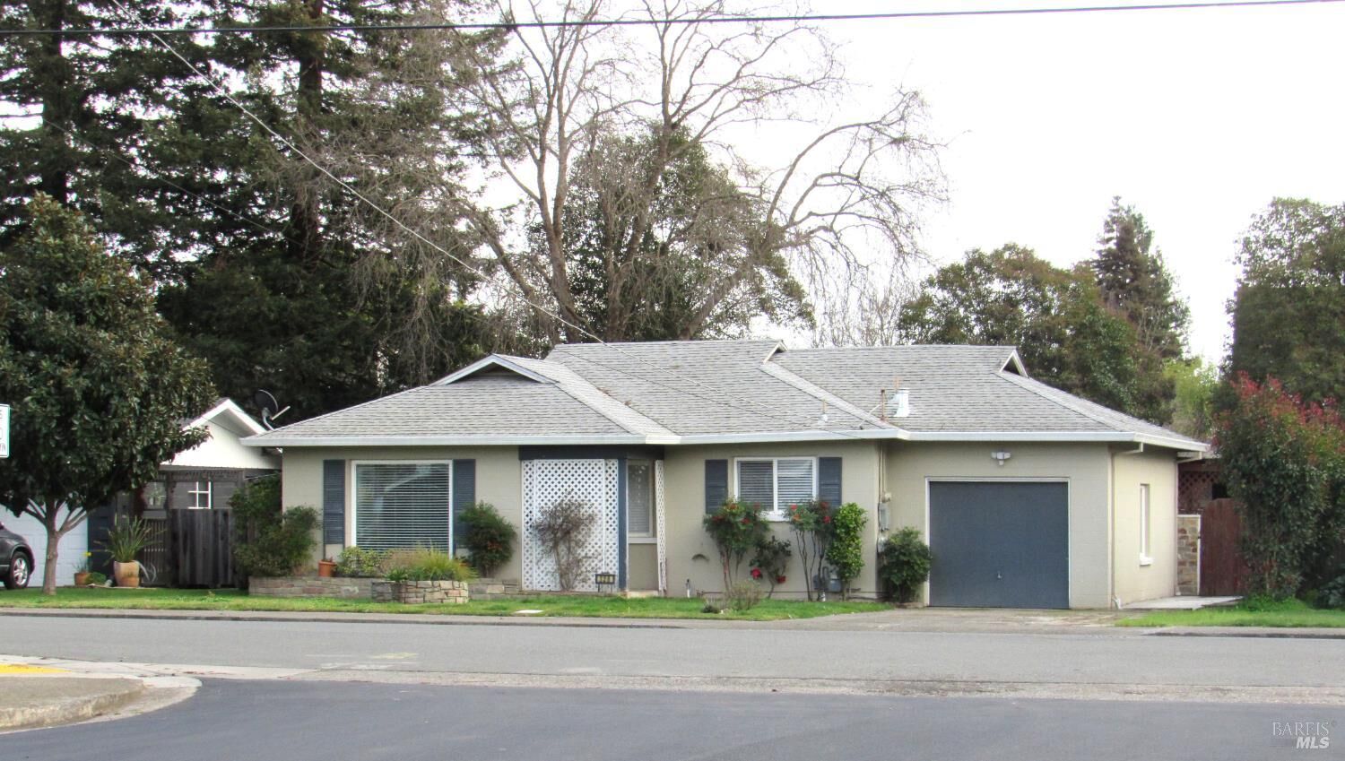 Property Photo:  328 Dechene Avenue  CA 95476 