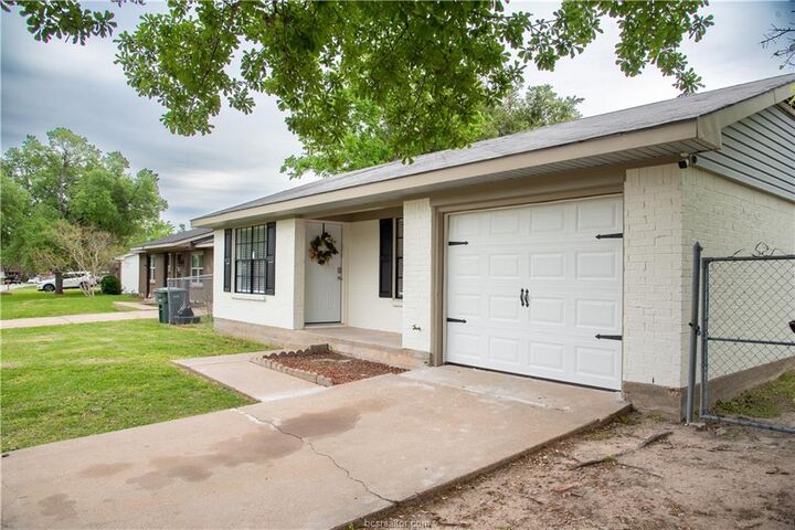 Property Photo: 3023 Kim Street TX 77803