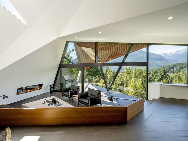 Property Photo: 3801 Sunridge Place BC V8E 0W1