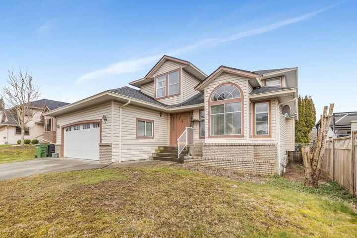 3154 Kingfisher Drive — photo 1