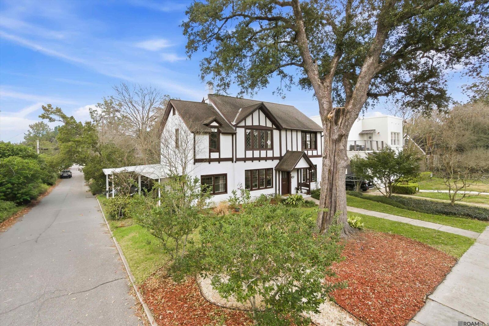 Property Photo:  2201 Myrtle Ave  LA 70806 