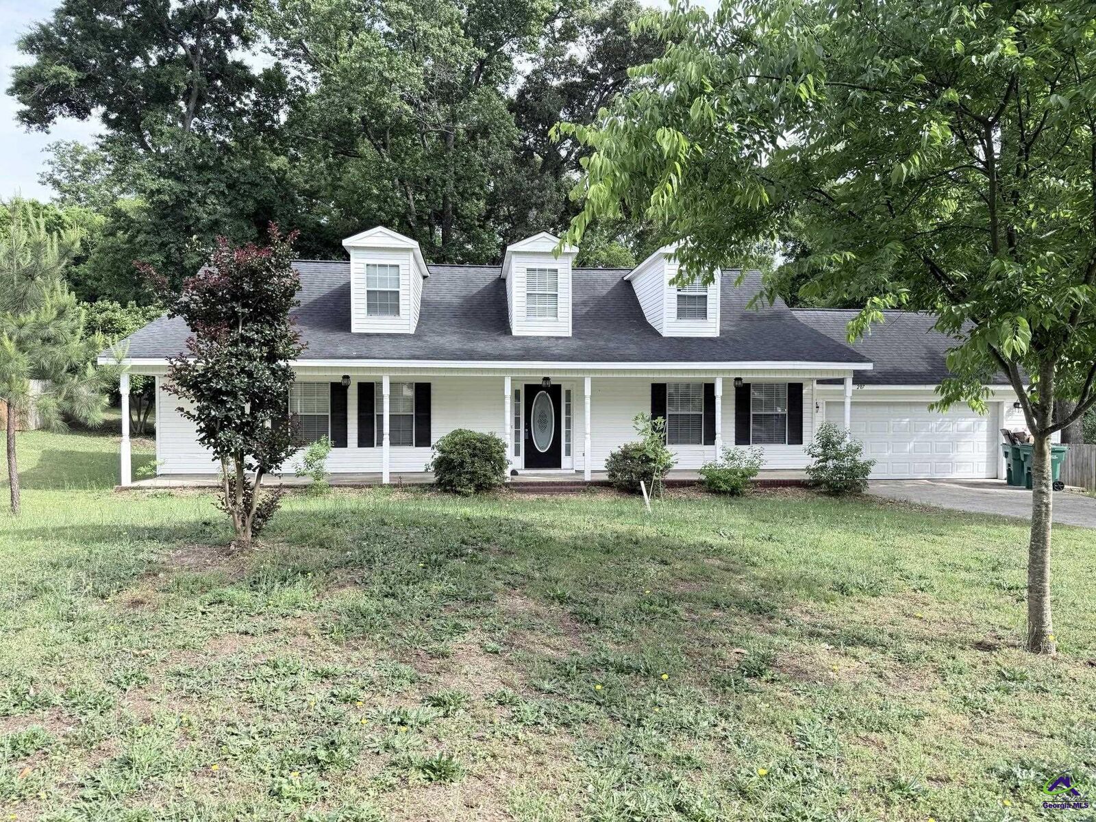 Property Photo: 207 Gleneagle Drive GA 31008