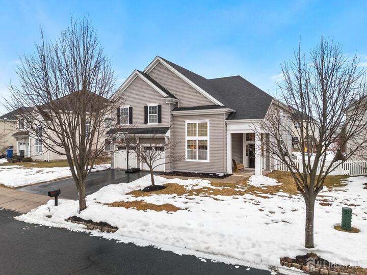 Property Photo:  21 Dahlia Court  NJ 08854 