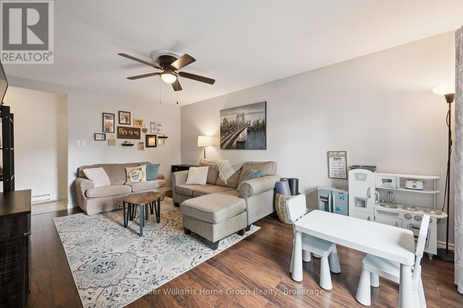 Property Photo: 49 Rhonda Road 95 ON N1H 7A4