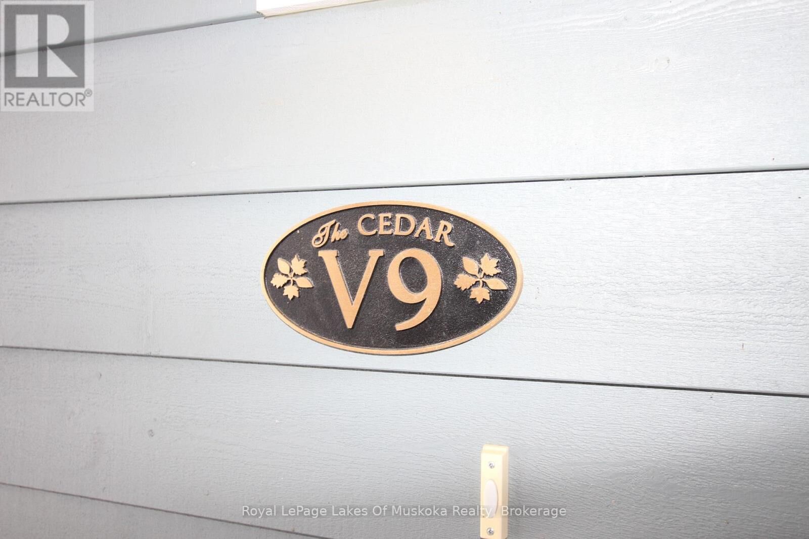 Property Photo:  1020 Birch Glen Road V 9, W5  ON P0B 1A0 