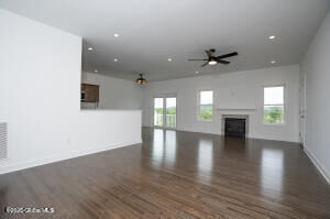 Property Photo:  933 Ridge View Circle  NY 12033 