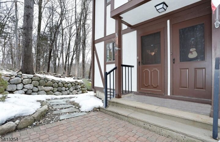 Property Photo: 302 Mark Twain Way NJ 07430