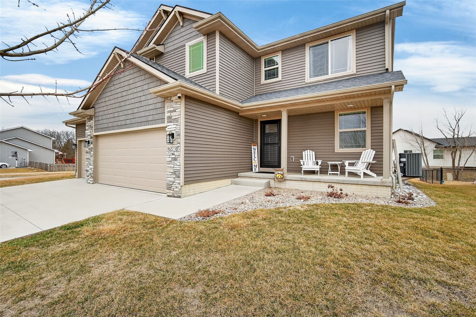 Property Photo: 6510 Sunlight Drive IA 50327
