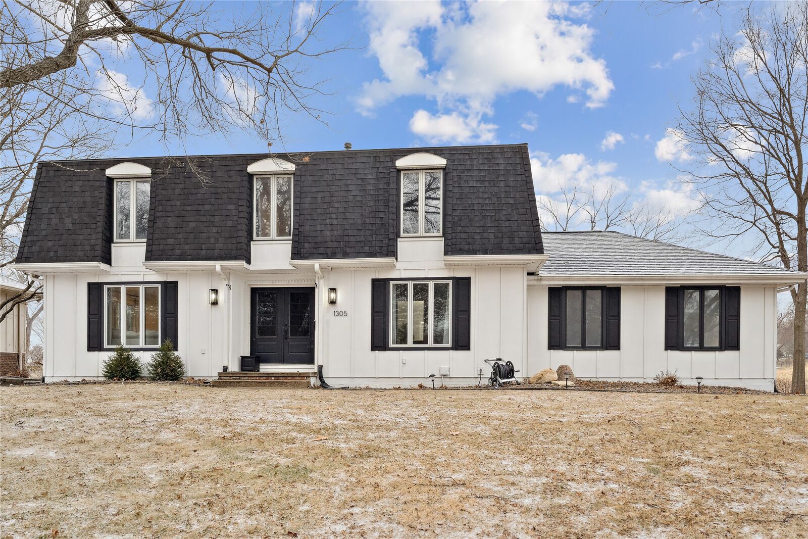 Property Photo:  1305 20th Street  IA 50265 