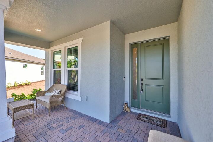 Property Photo: 5410 Trevesta Place FL 34221