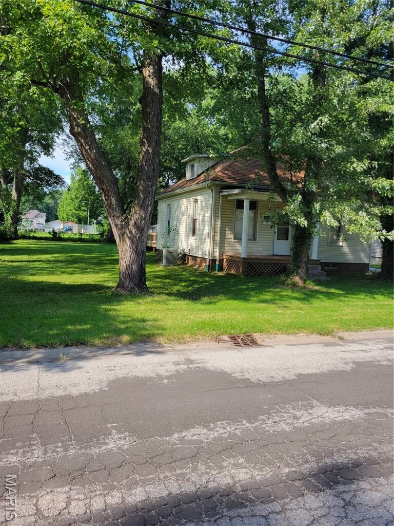 Property Photo:  839 Prickett Avenue  IL 62025 