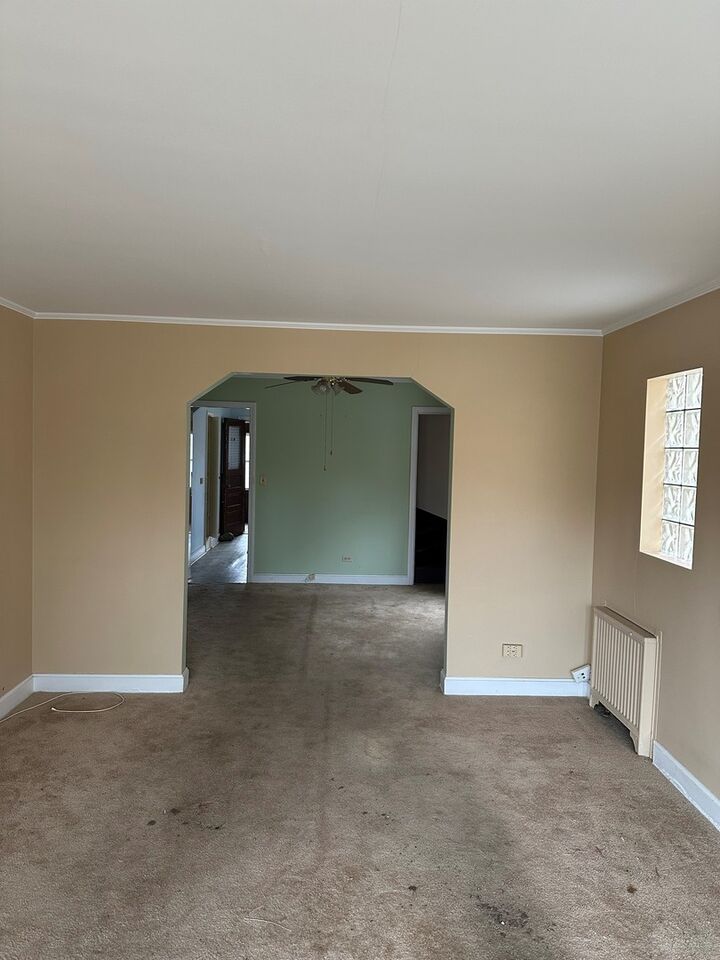Property Photo: 3250 N Olcott Avenue IL 60634