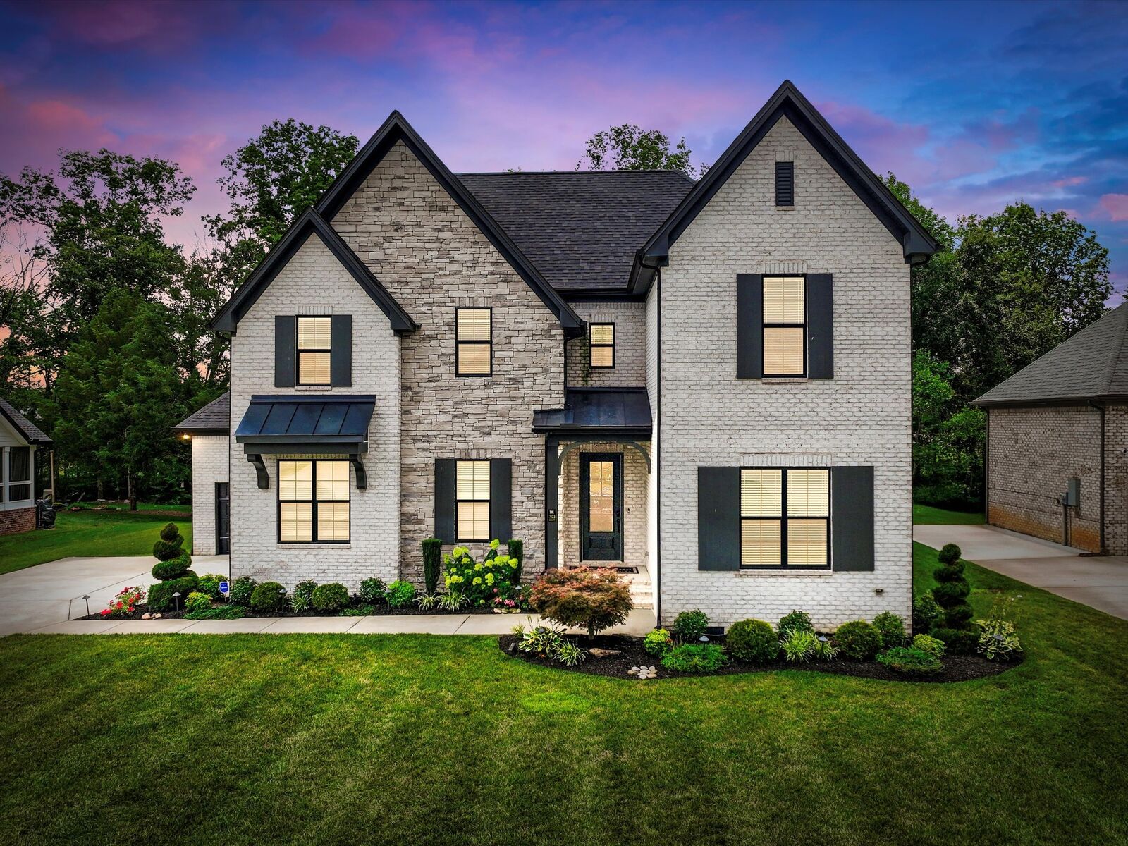 Property Photo: 7023 Springwater St TN 37167