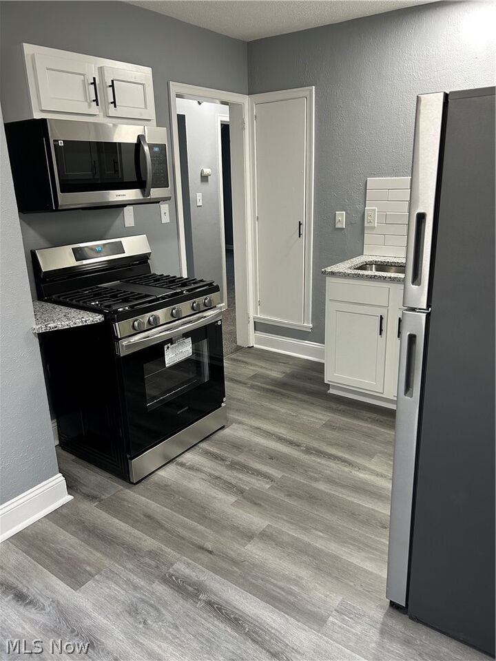 Property Photo:  178 Mission Drive  OH 44301 