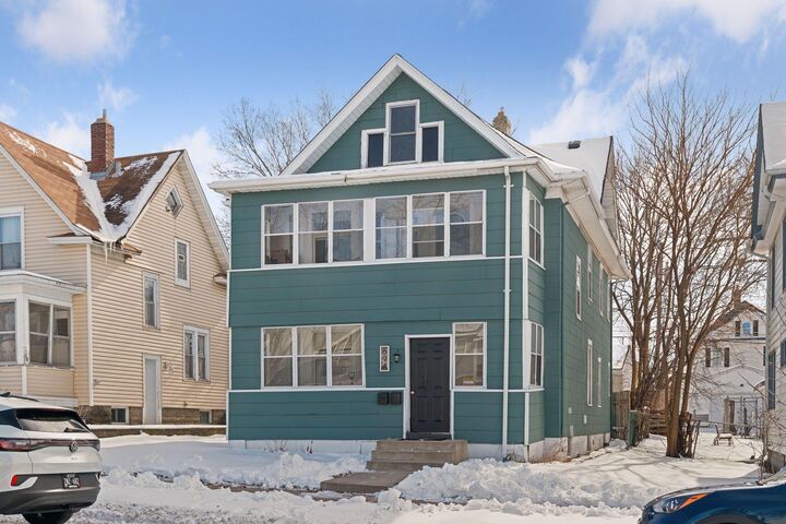 Property Photo:  694 Central Avenue W  MN 55104 