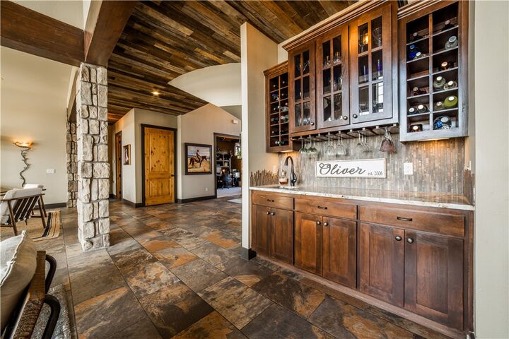 Property Photo:  887 1st Avenue  AR 72734 