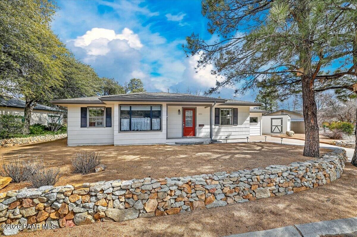 Property Photo:  520 Mesa Drive  AZ 86303 