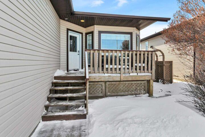 Property Photo:  2117 25 Avenue  AB T0M 0W0 