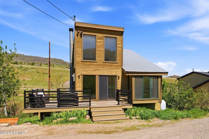 Property Photo: 4553 W Balsam Drive UT 84098