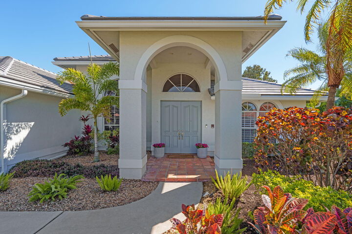 Property Photo:  1974 S Club Drive  FL 33414 