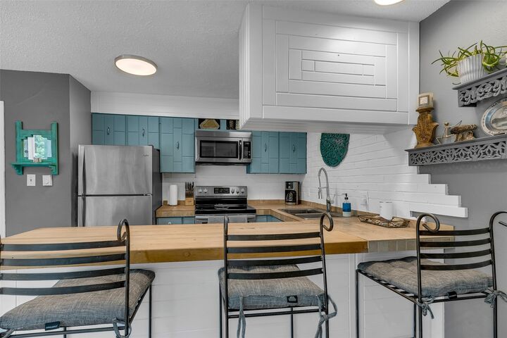 Property Photo:  136 Lance Lane 2  CO 80424 