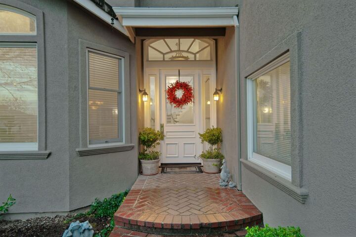 Property Photo: 114 Gemini Court CA 95032