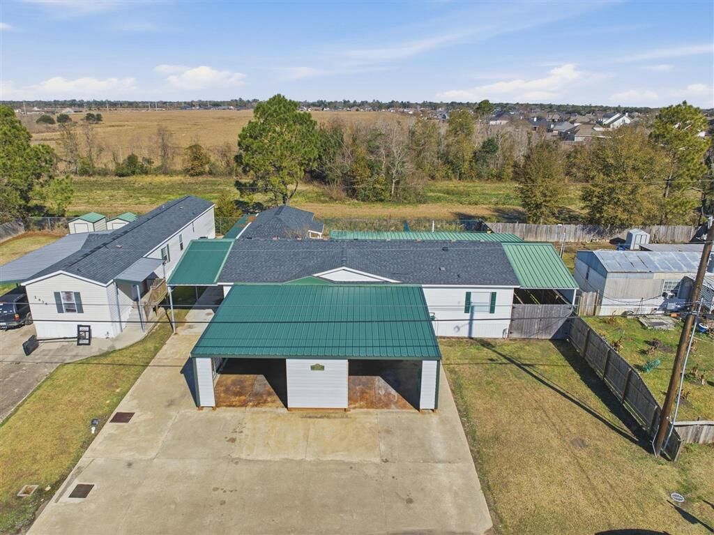 Property Photo: 2430 N Flounder Drive N LA 70605