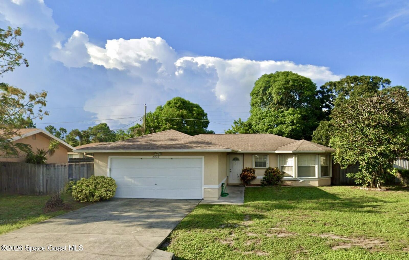 Property Photo: 2073 Clover Street NE FL 32905